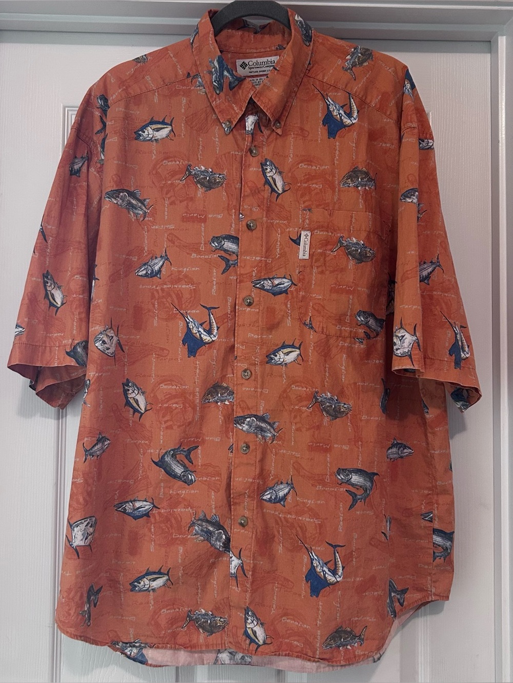 Columbia EUC Men Size XL Button Down Shirt Short Sleeve Orange Ocean Fish Print